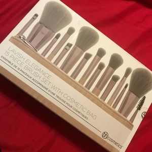 Bh cosmetics brush set